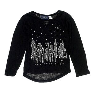 The children’s Place black pullover sweater New York City kids 4
